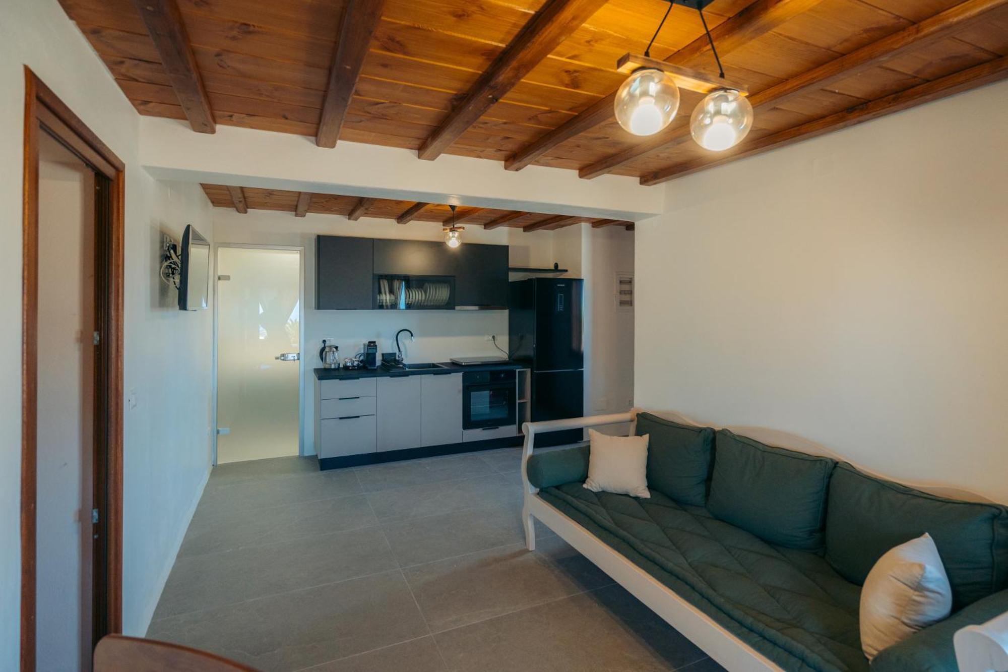 Artemonas Loukia Apartments מראה חיצוני תמונה